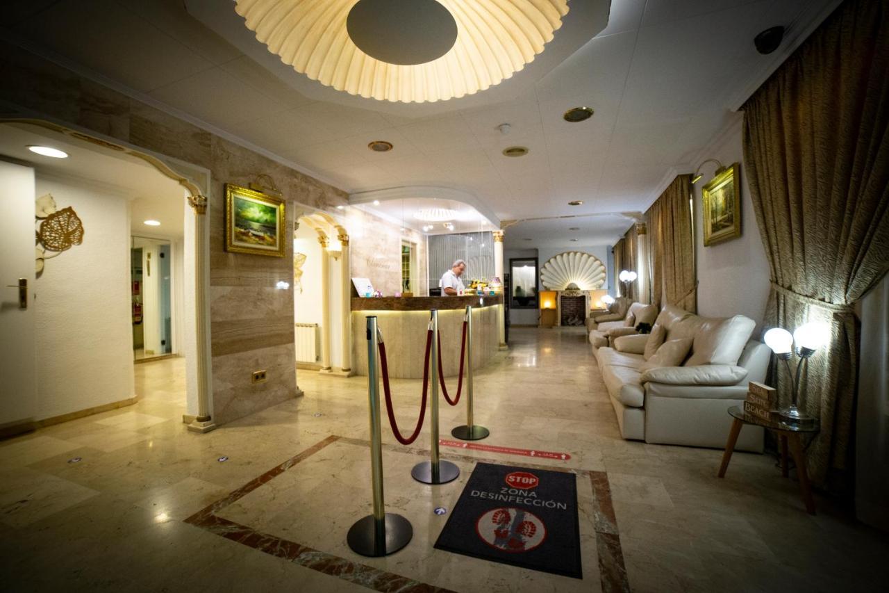 Hotel Claramar بلاتجا ذارو المظهر الخارجي الصورة